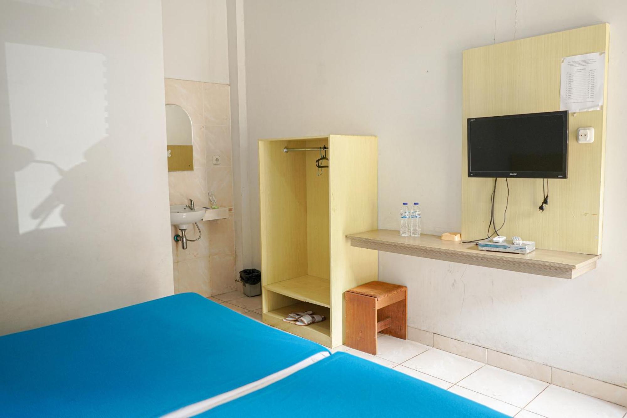 Bayak Hotel Bumdes Cipayung & Resort Ciguntur Экстерьер фото