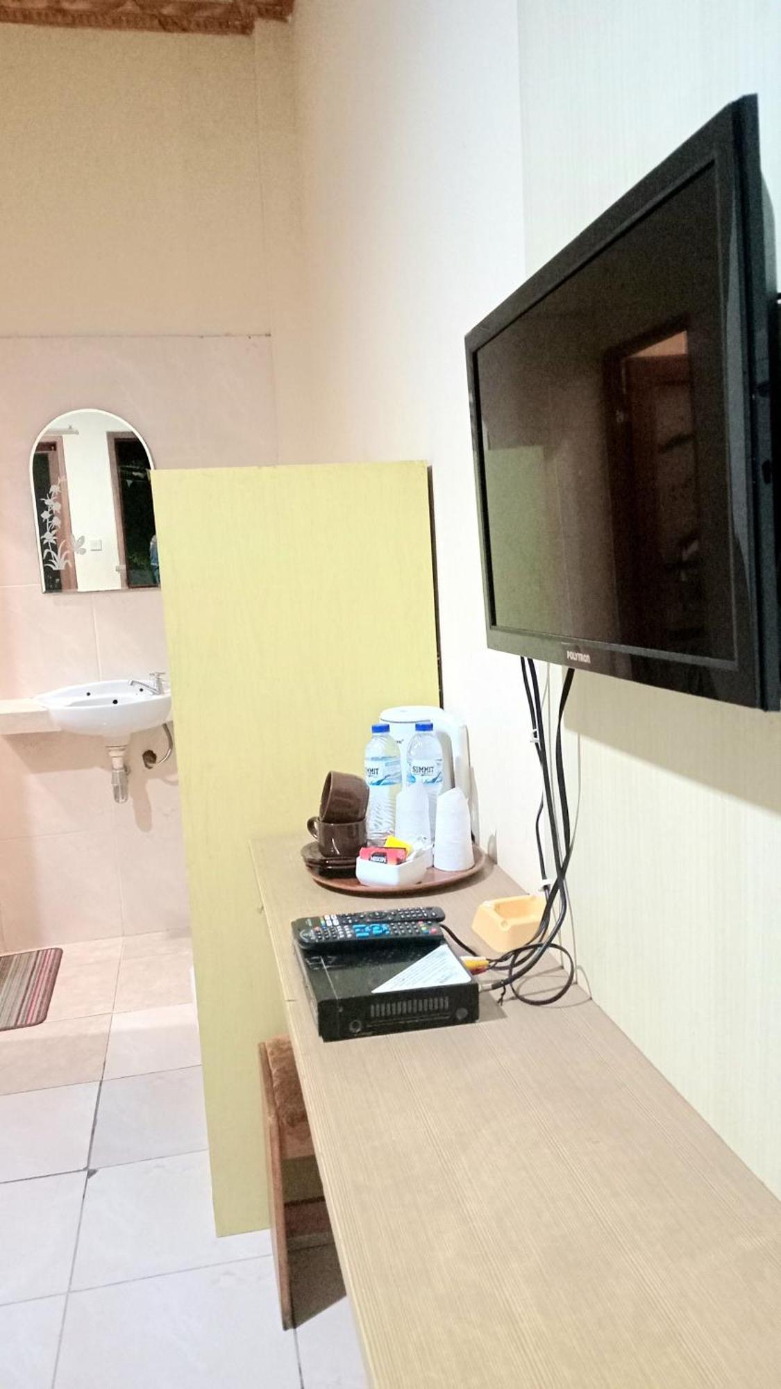 Bayak Hotel Bumdes Cipayung & Resort Ciguntur Экстерьер фото