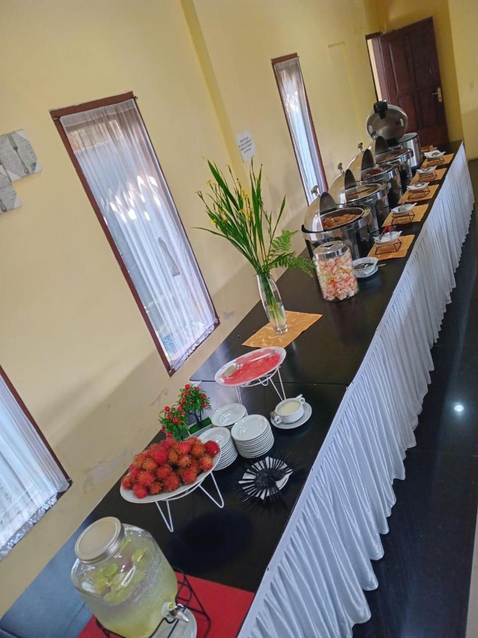 Bayak Hotel Bumdes Cipayung & Resort Ciguntur Экстерьер фото